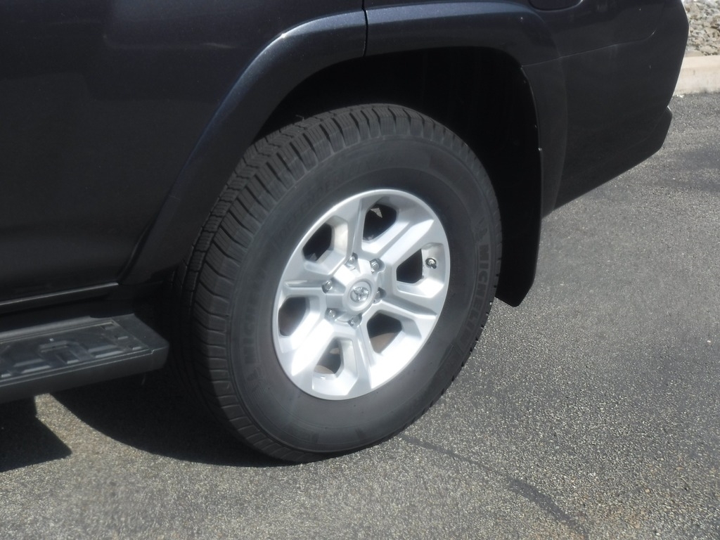 2018 Toyota 4Runner image 4