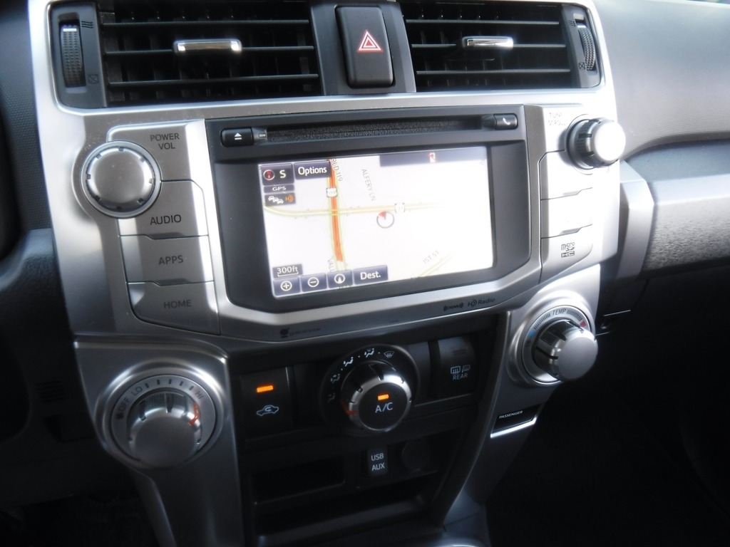 2018 Toyota 4Runner image 24