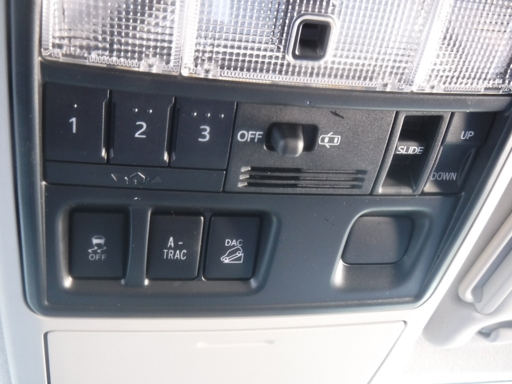 2018 Toyota 4Runner image 29