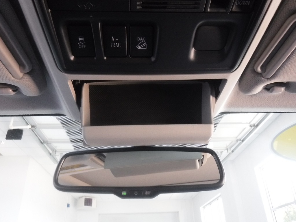 2018 Toyota 4Runner image 37