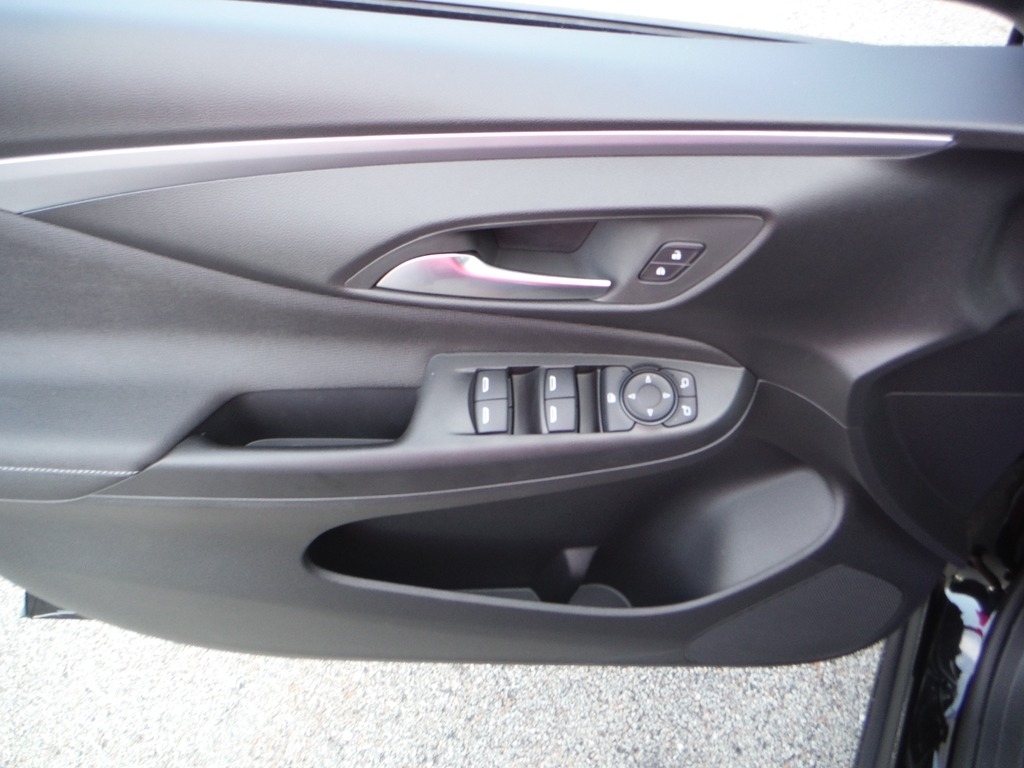 2026 Buick Envista image 12