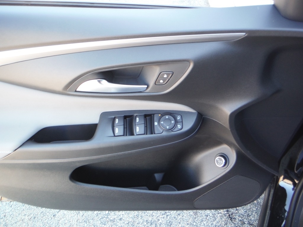 2026 Buick Envista image 13