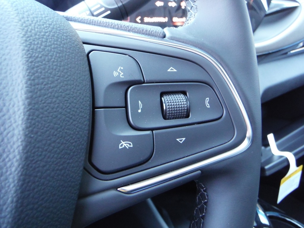 2026 Buick Envista image 37