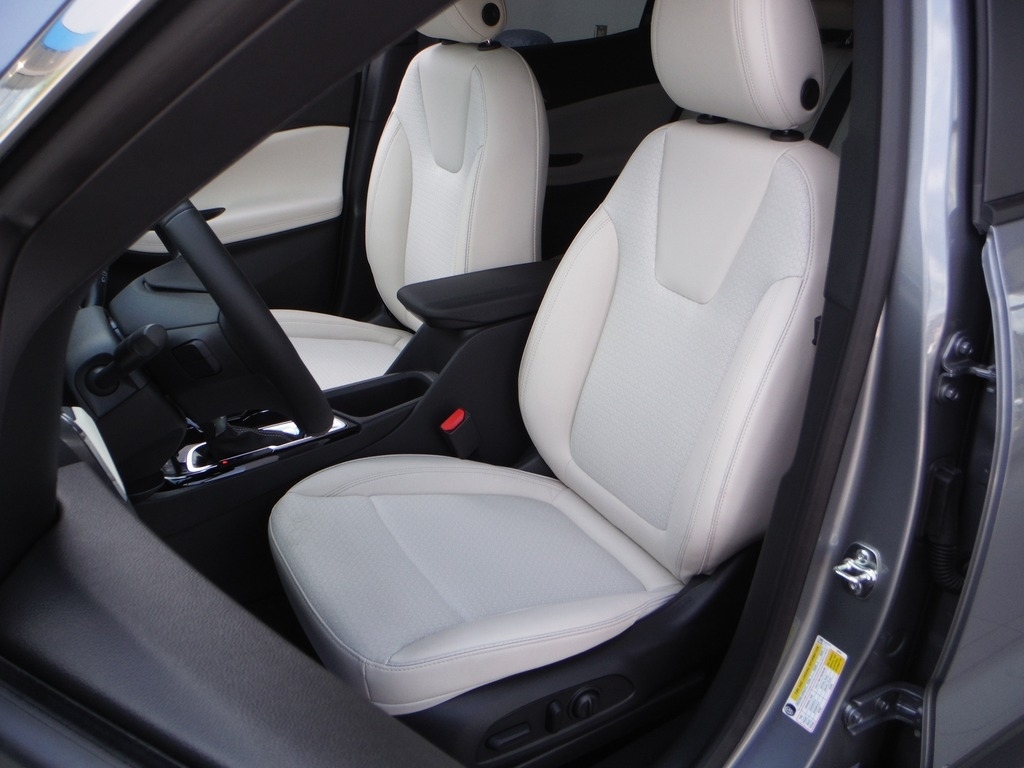 2026 Buick Encore GX image 14