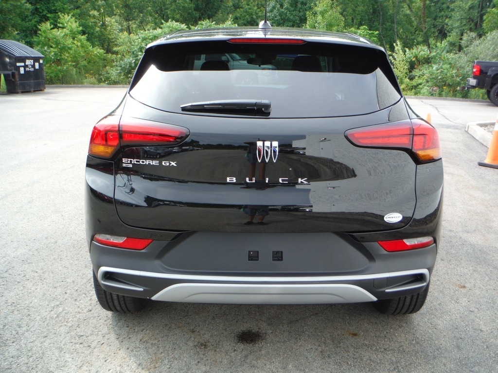2026 Buick Encore GX image 9