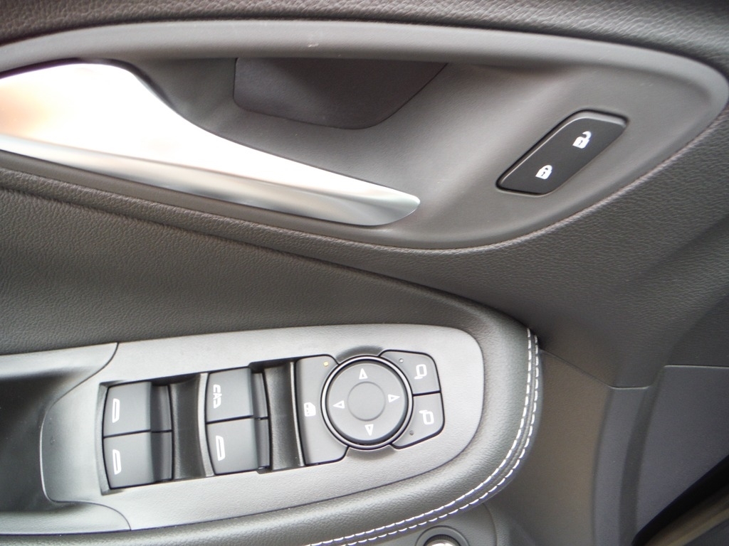 2026 Buick Encore GX image 17