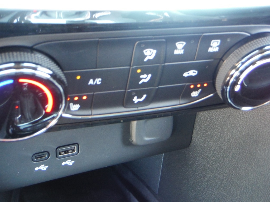 2026 Buick Encore GX image 32
