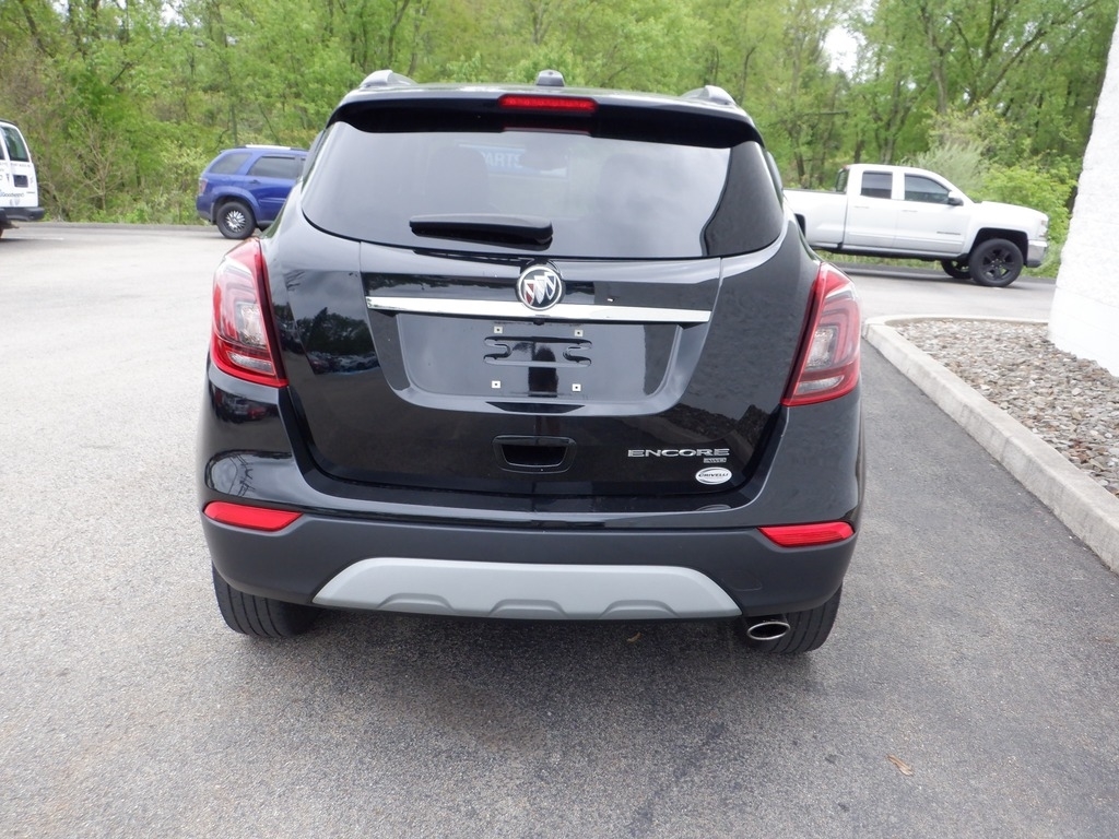 2020 Buick Encore image 8