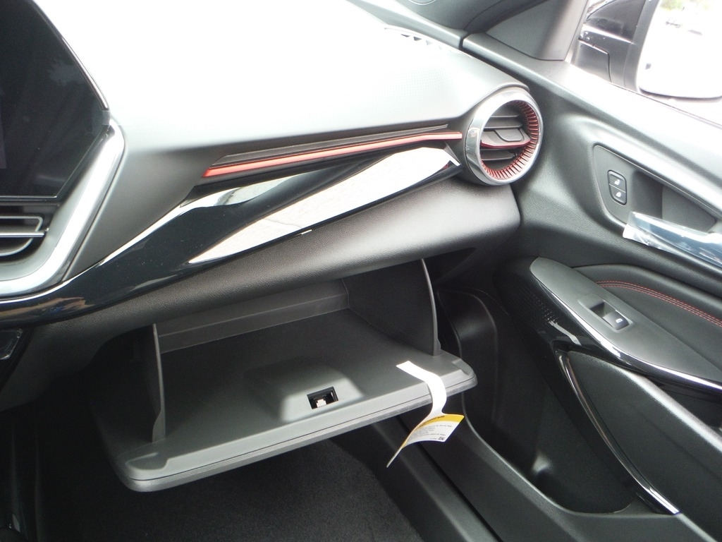 2026 Chevrolet Trax image 33
