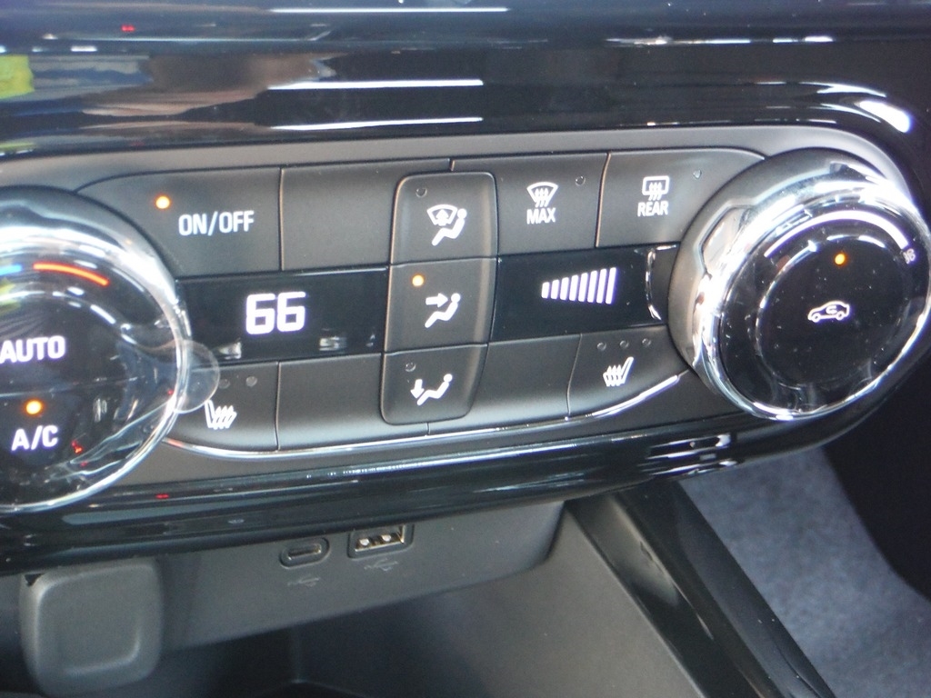 2026 Chevrolet Trax image 25