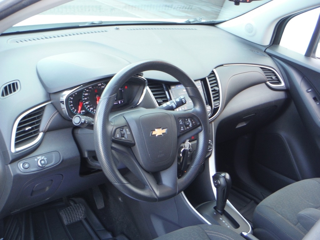 2020 Chevrolet Trax image 12