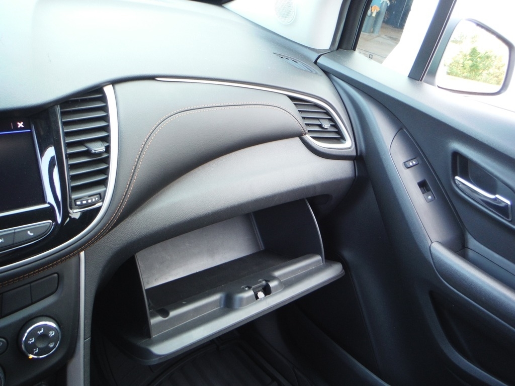 2020 Chevrolet Trax image 25