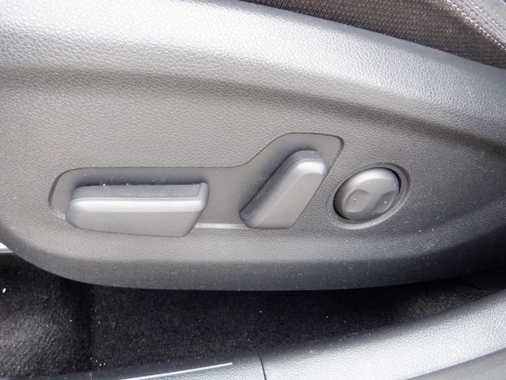2021 Kia Sportage image 16