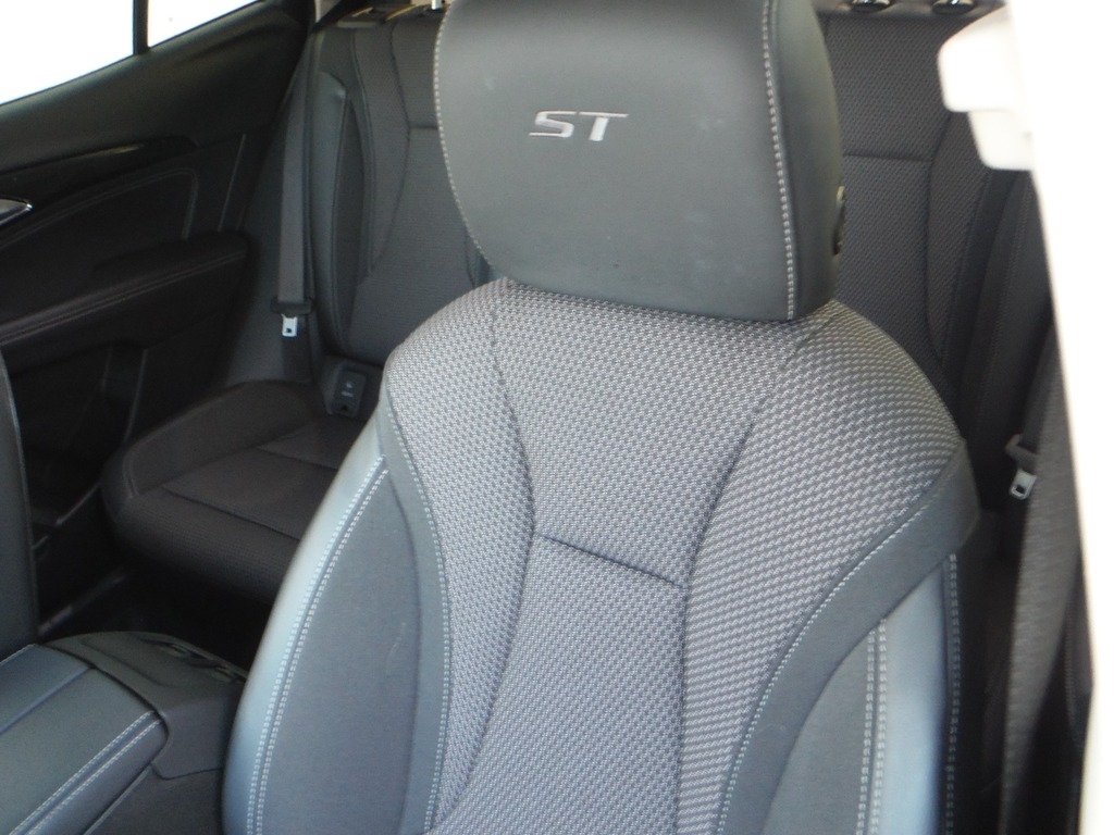 2023 Buick Envision image 15