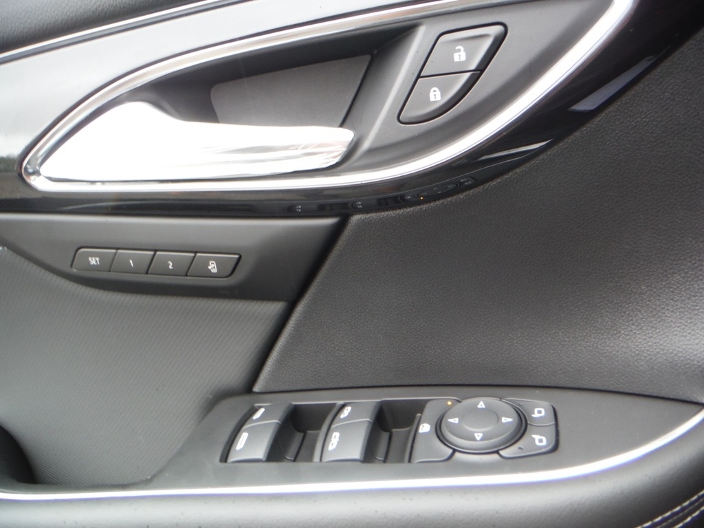 2026 Buick Envision image 16