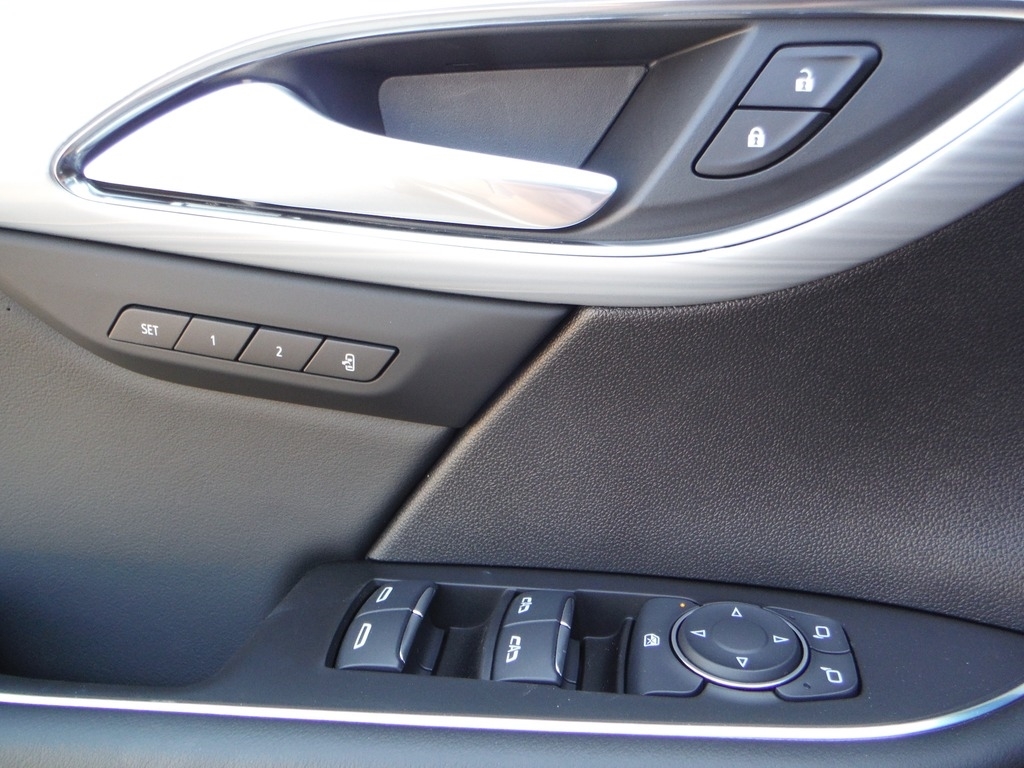 2026 Buick Envision image 19