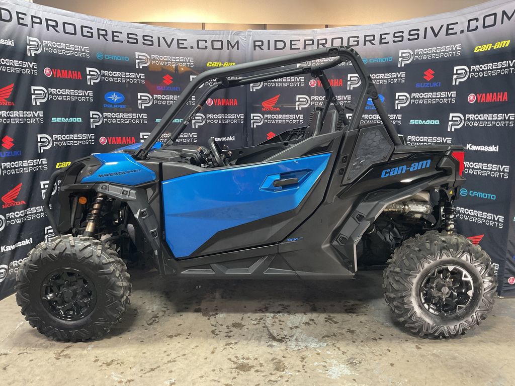 2023 Can-Am Maverick Sport DPS 1000R 19