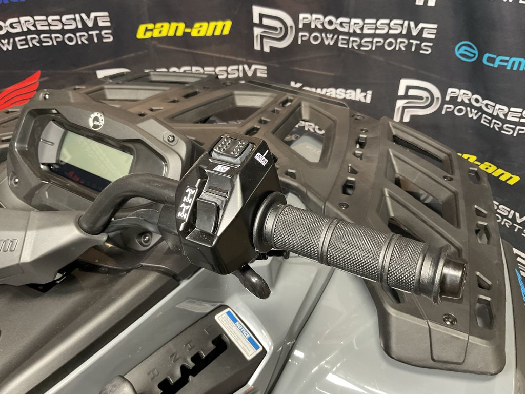 2024 Can-Am Outlander DPS 850  19