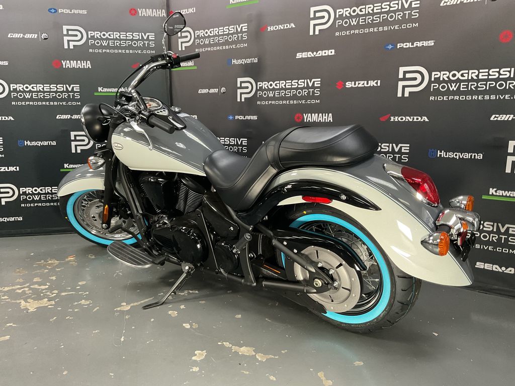 2024 Kawasaki Vulcan 900 Classic  15