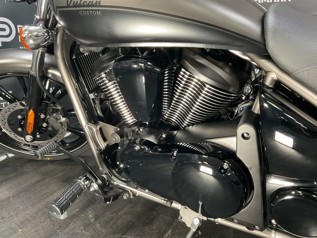 2024 Kawasaki Vulcan 900 Classic Custom  7