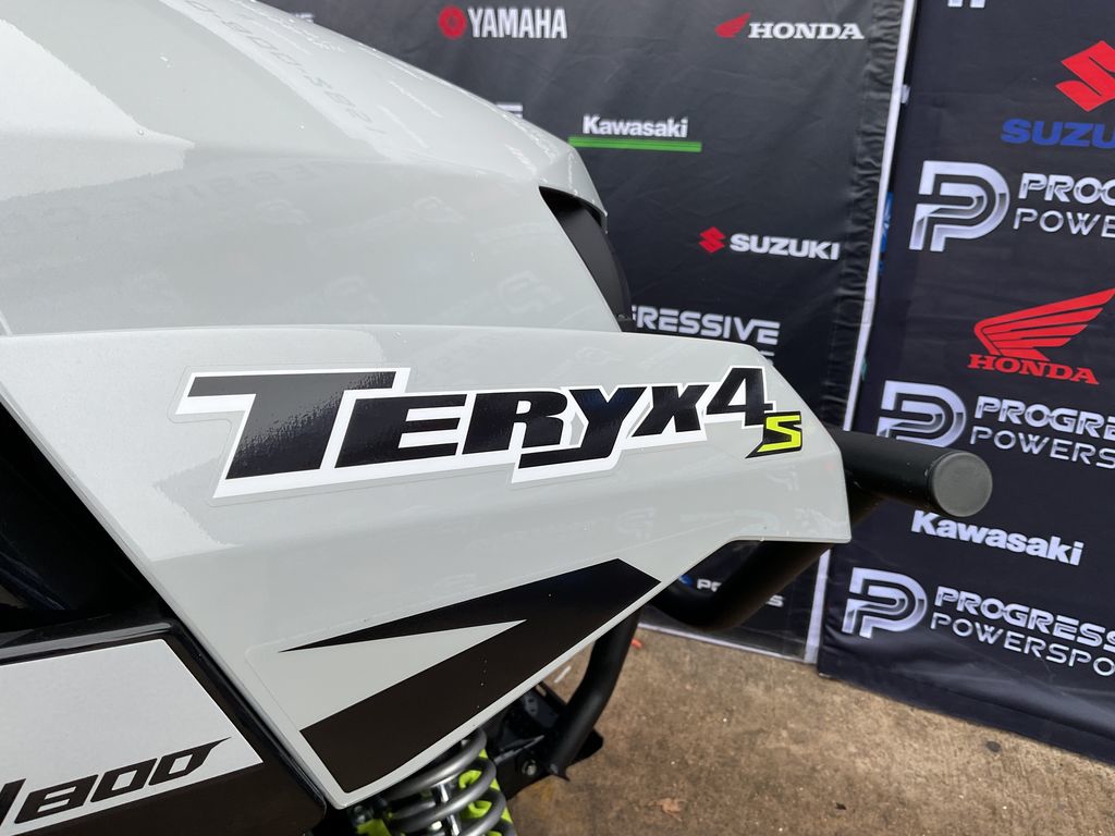 2024 Kawasaki Teryx4 S LE  9