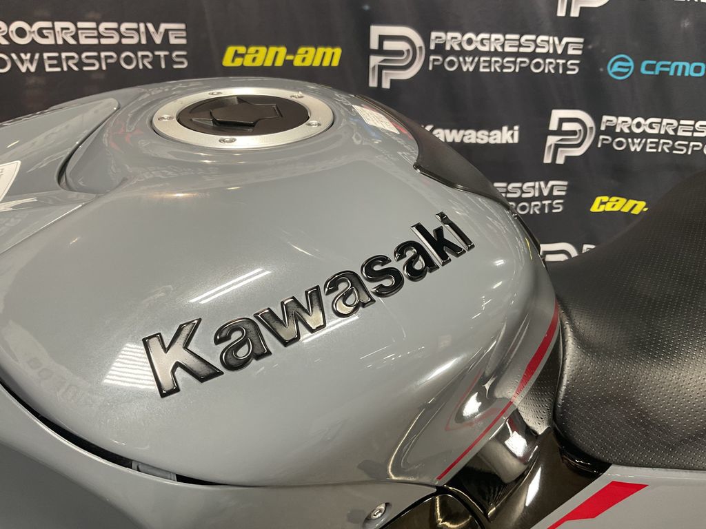 2022 Kawasaki Ninja ZX-14R ABS 5