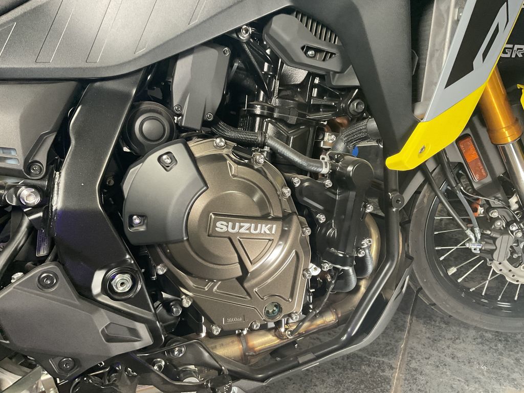 2023 Suzuki V-Strom 800DE 13