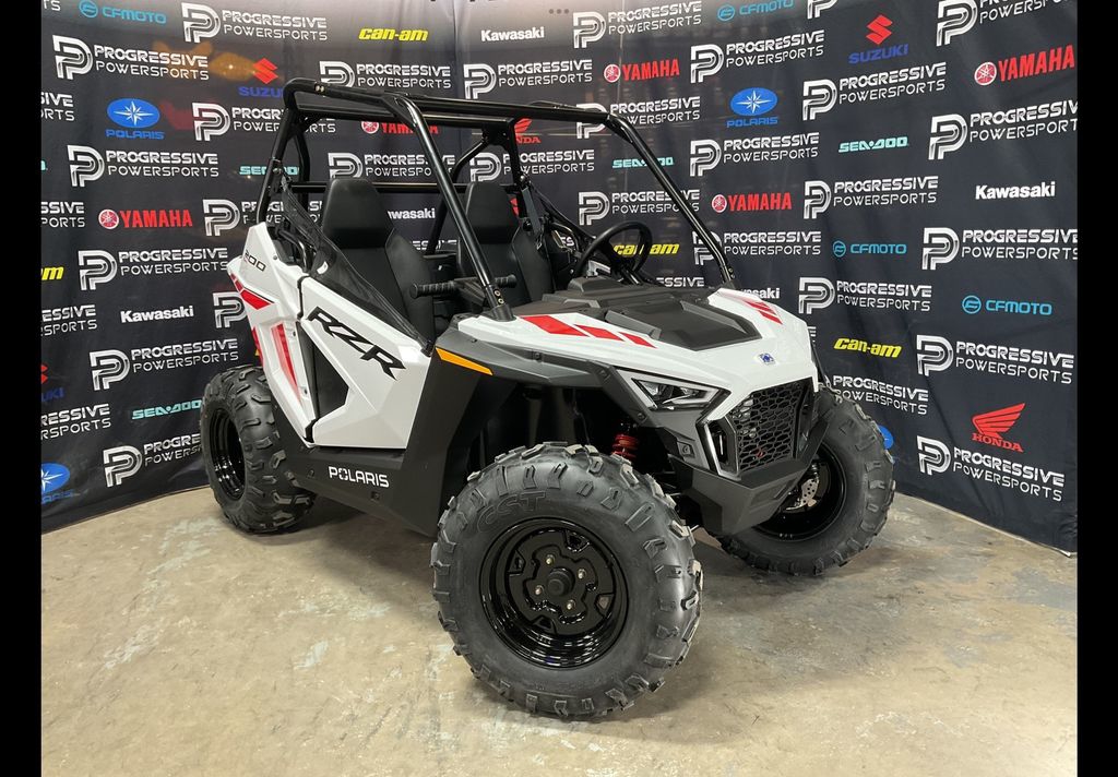 2023 Polaris RZR 200 EFI  2