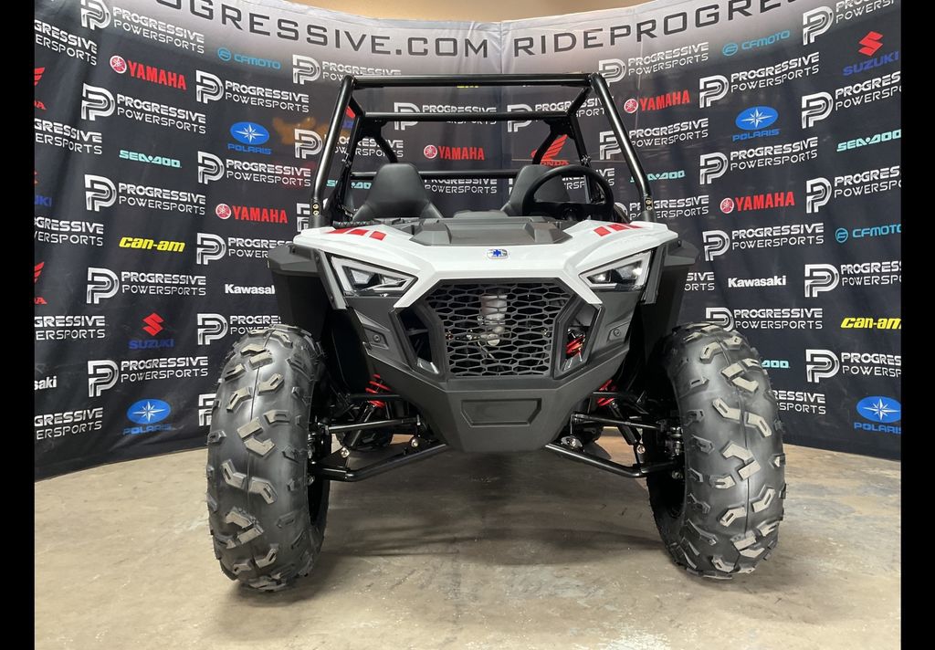 2023 Polaris RZR 200 EFI  13