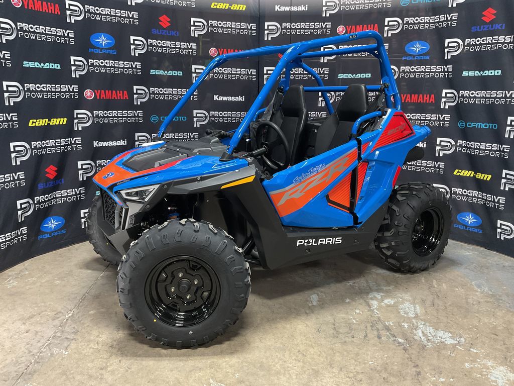 2023 Polaris RZR 200 EFI Troy Lee Designs Edition  5