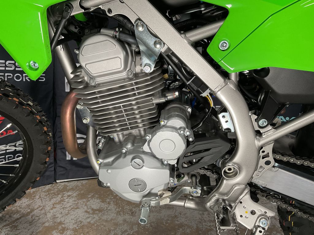 2025 Kawasaki KLX 230R 8