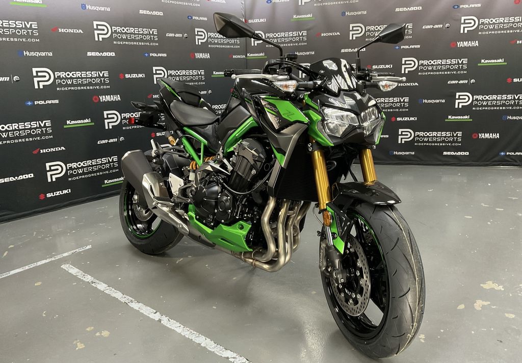 2024 Kawasaki Z900 SE ABS  2