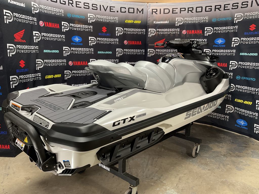 2024 Sea-Doo GTX Limited 300 White Pearl Premium  5