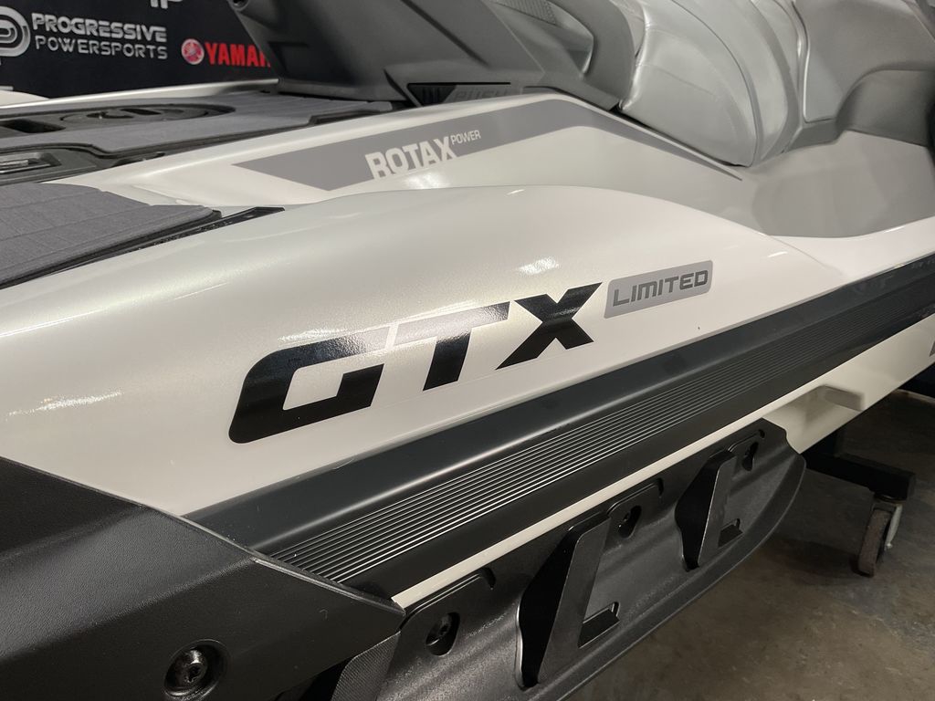 2024 Sea-Doo GTX Limited 300 White Pearl Premium  11