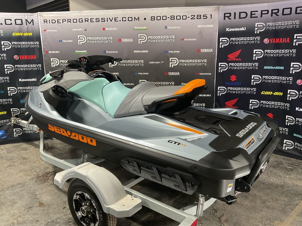 2024 Sea-Doo GTI SE 130 iBR Tech, Audio, iDF, iBR  13