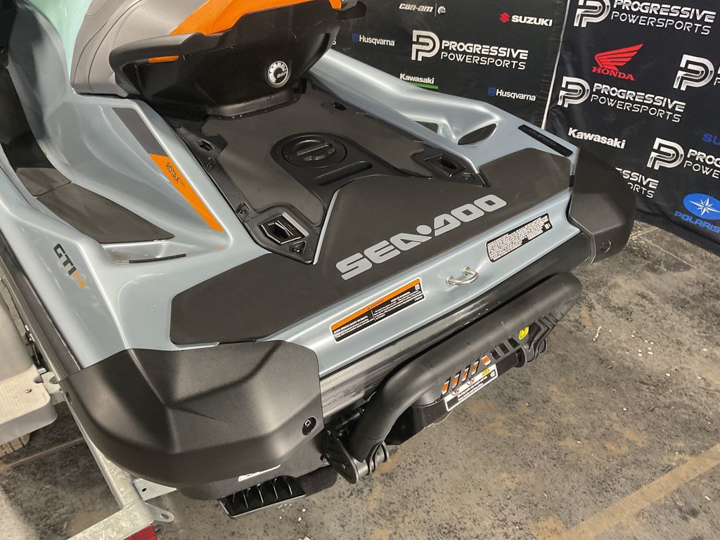 2024 Sea-Doo GTI SE 130 iBR Tech, Audio, iDF, iBR  15