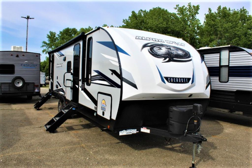 2022 CHEROKEE Alpha Wolf 26DBH-L