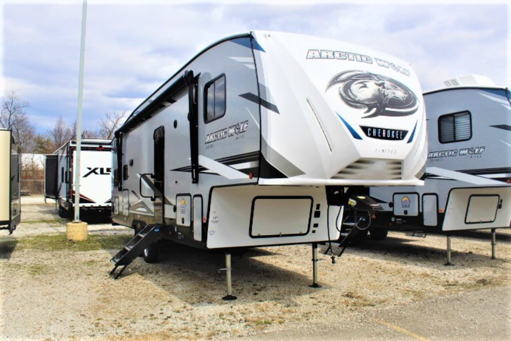 2022 CHEROKEE ARCTIC WOLF 287BH  287BH