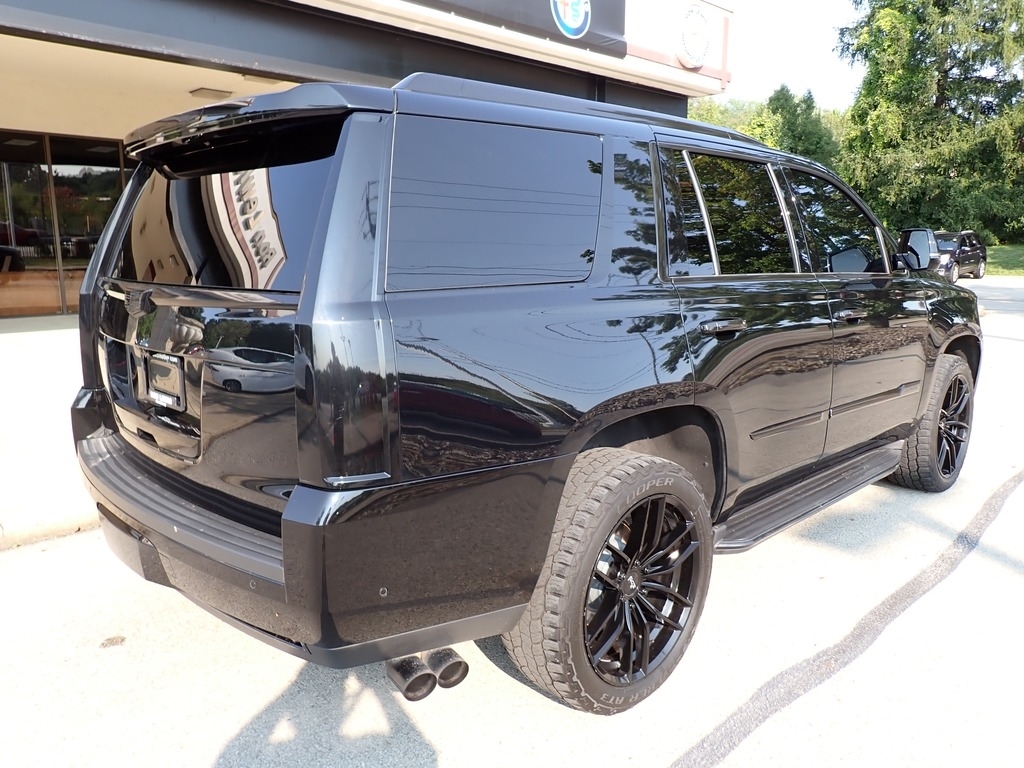 2019 Cadillac Escalade Luxury photo