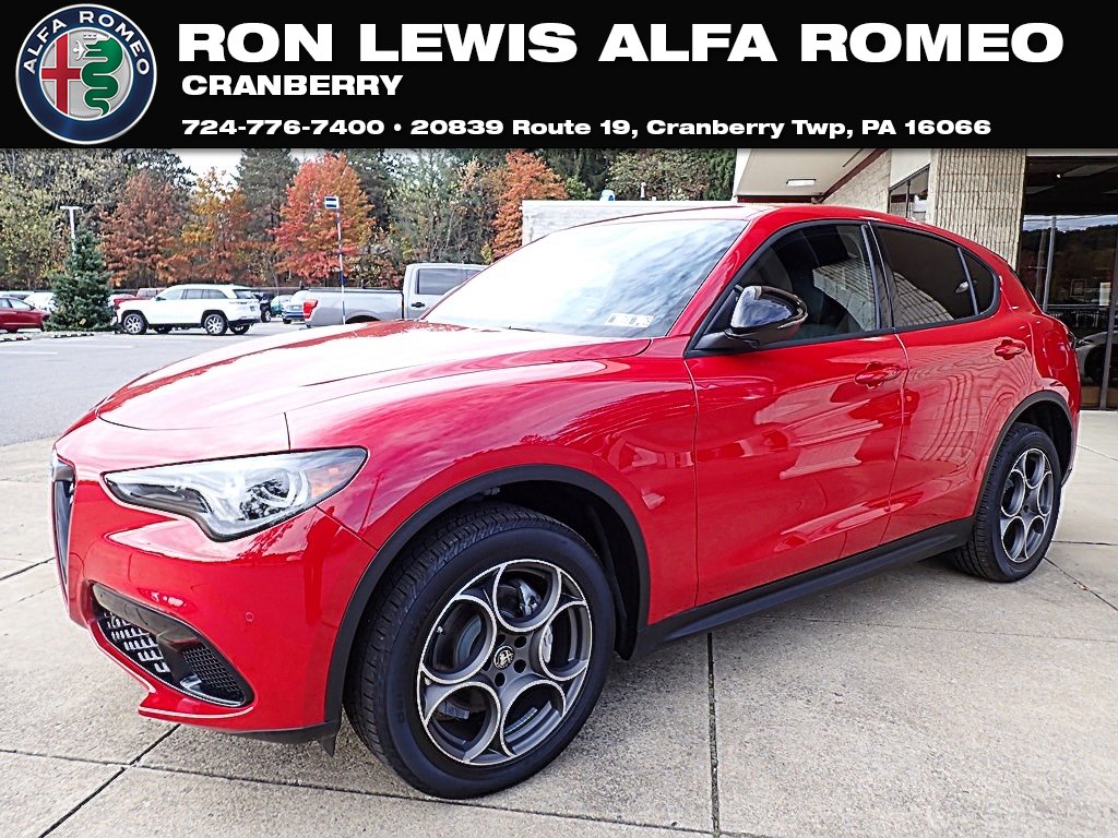 2025 Alfa Romeo Stelvio Sprint