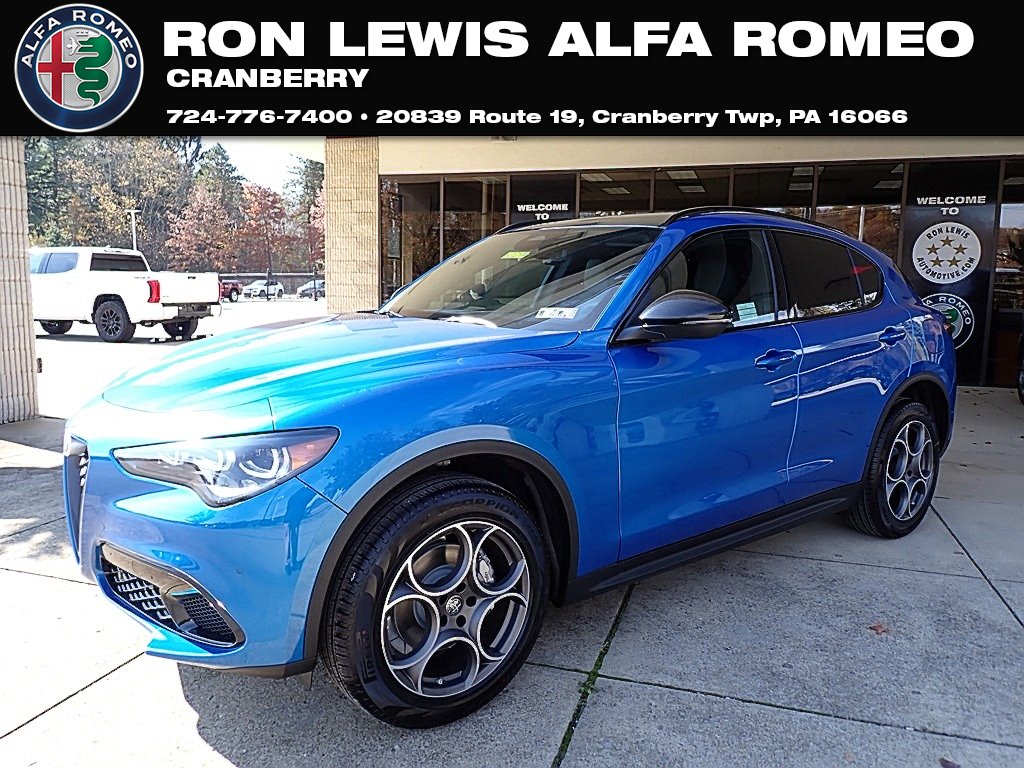 2025 Alfa Romeo Stelvio