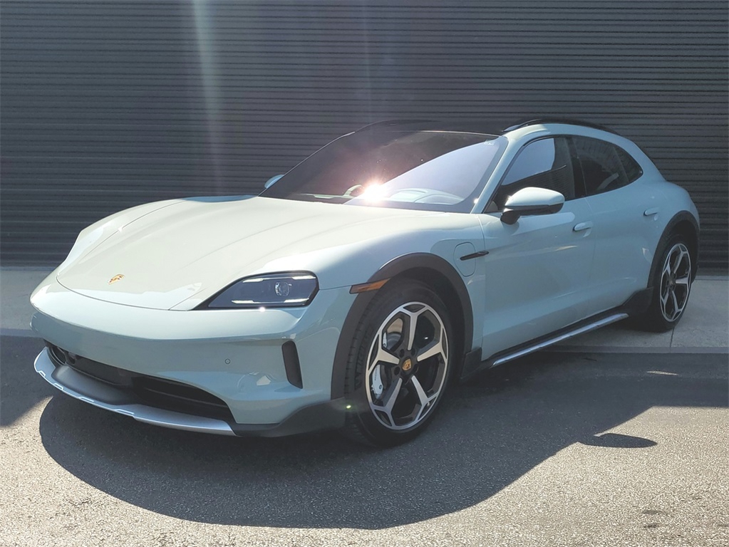 2025 Porsche Taycan Cross Turismo 4S