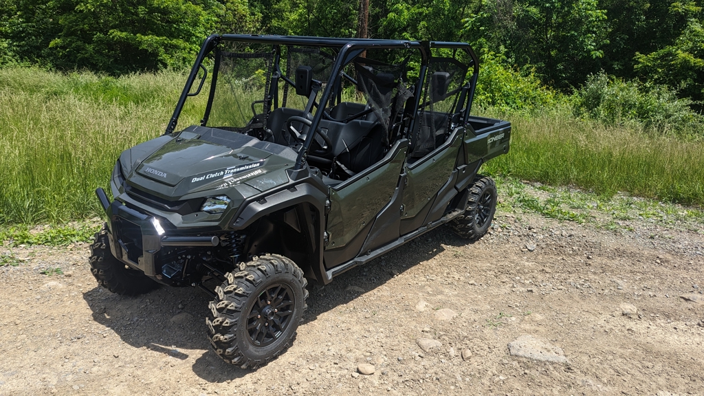 2025 Honda Pioneer 1000-6 Crew Deluxe