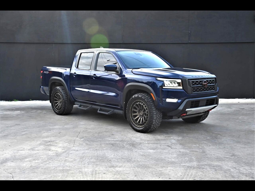 2022 Nissan Frontier PRO-4X Pickup 4D 5 ft Pickup