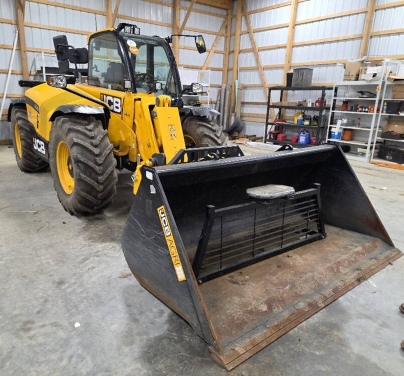 Photo of a 2024 JCB Construction Telescopic Handlers 532-60 AGRI