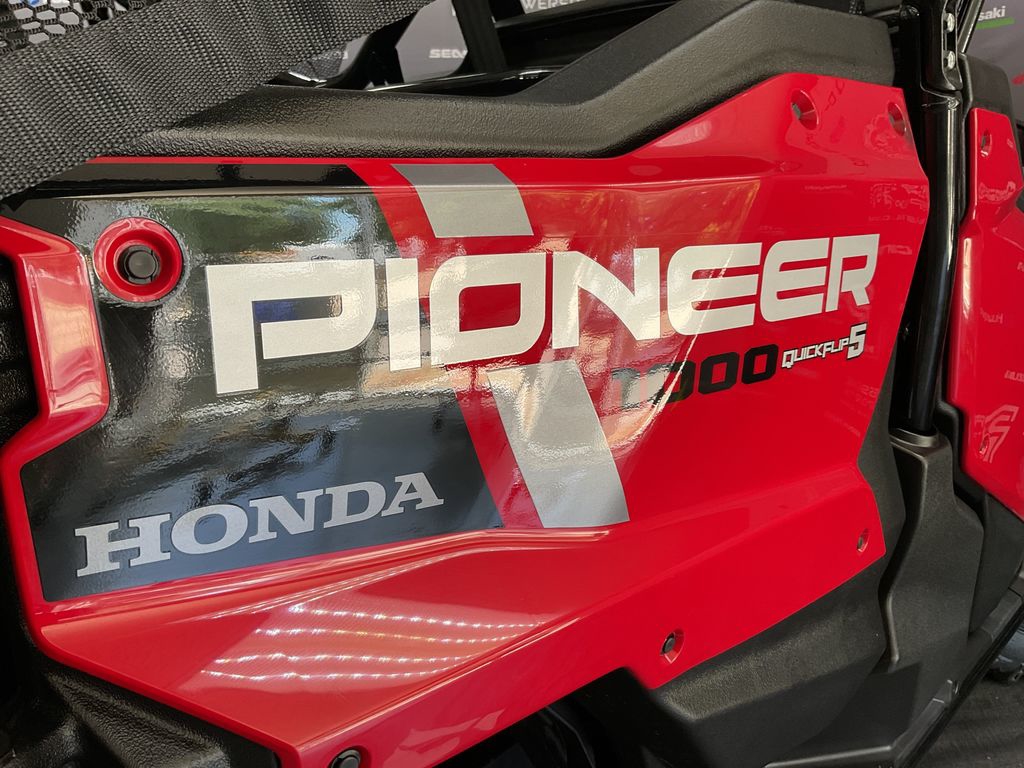 2024 Honda Pioneer 1000-5  5