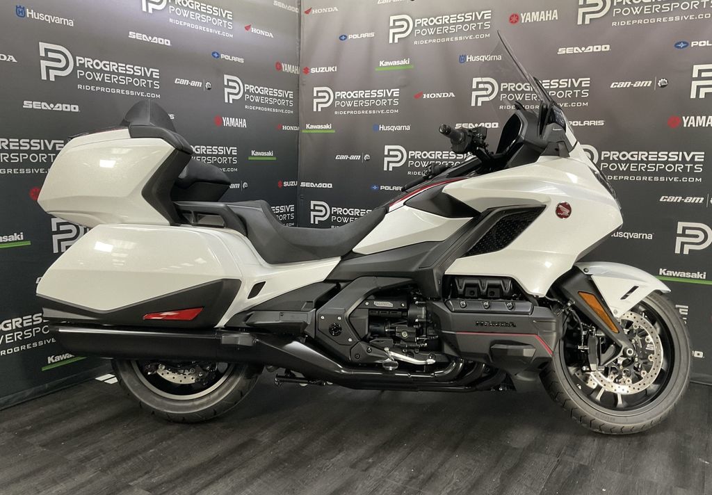 2024 Honda Gold Wing Tour  7