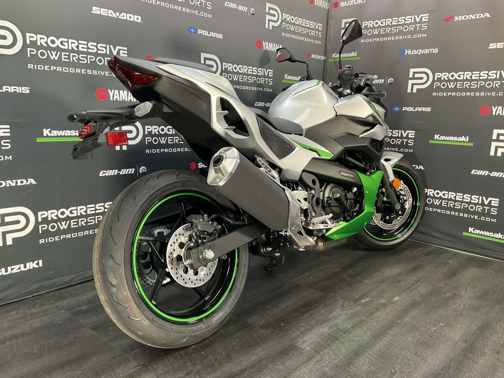 2024 Kawasaki Z7 Hybrid ABS  3