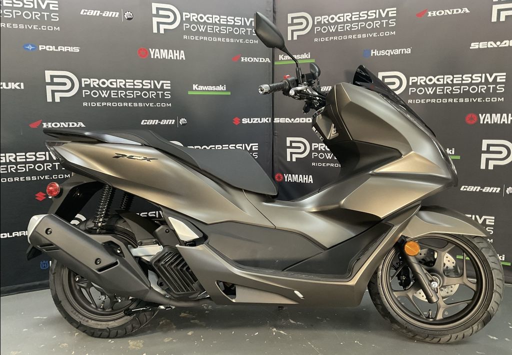 2024 Honda PCX  5