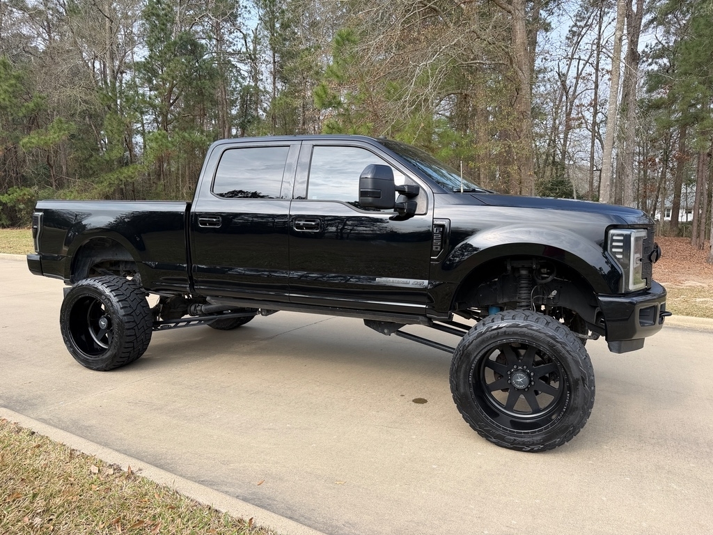 2018 Ford F-250 Super Duty Platinum Pickup